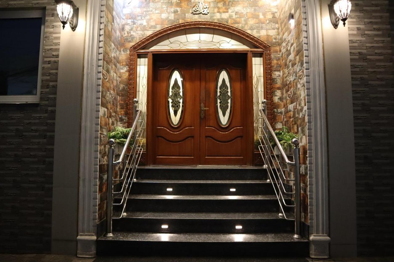 Hayyat Luxury Hotel Suites ลาฮอร์ ภายนอก รูปภาพ