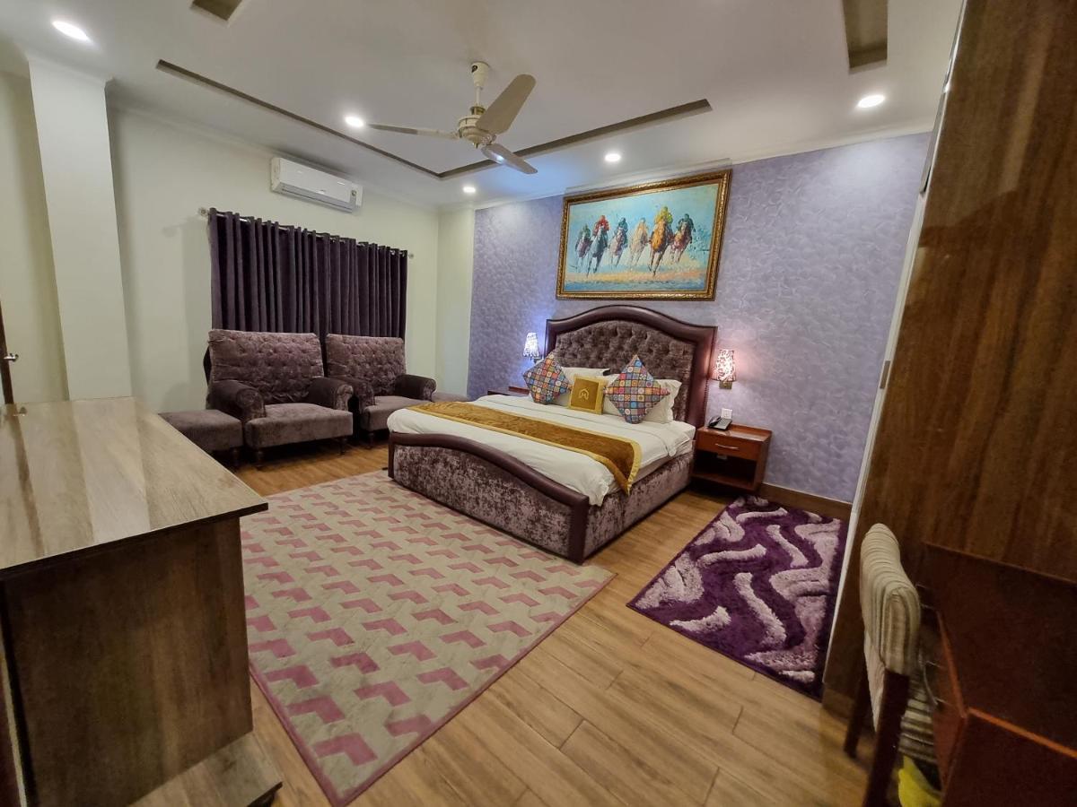Hayyat Luxury Hotel Suites ลาฮอร์ ภายนอก รูปภาพ